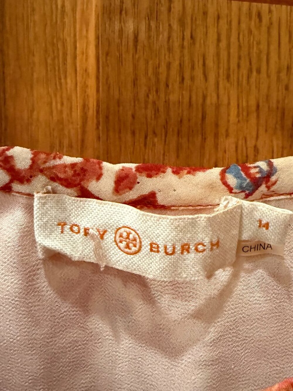TORY BURCH ‘Danica' Silk Top In Madura Acai Red Size 14 - Picture 8 of 11